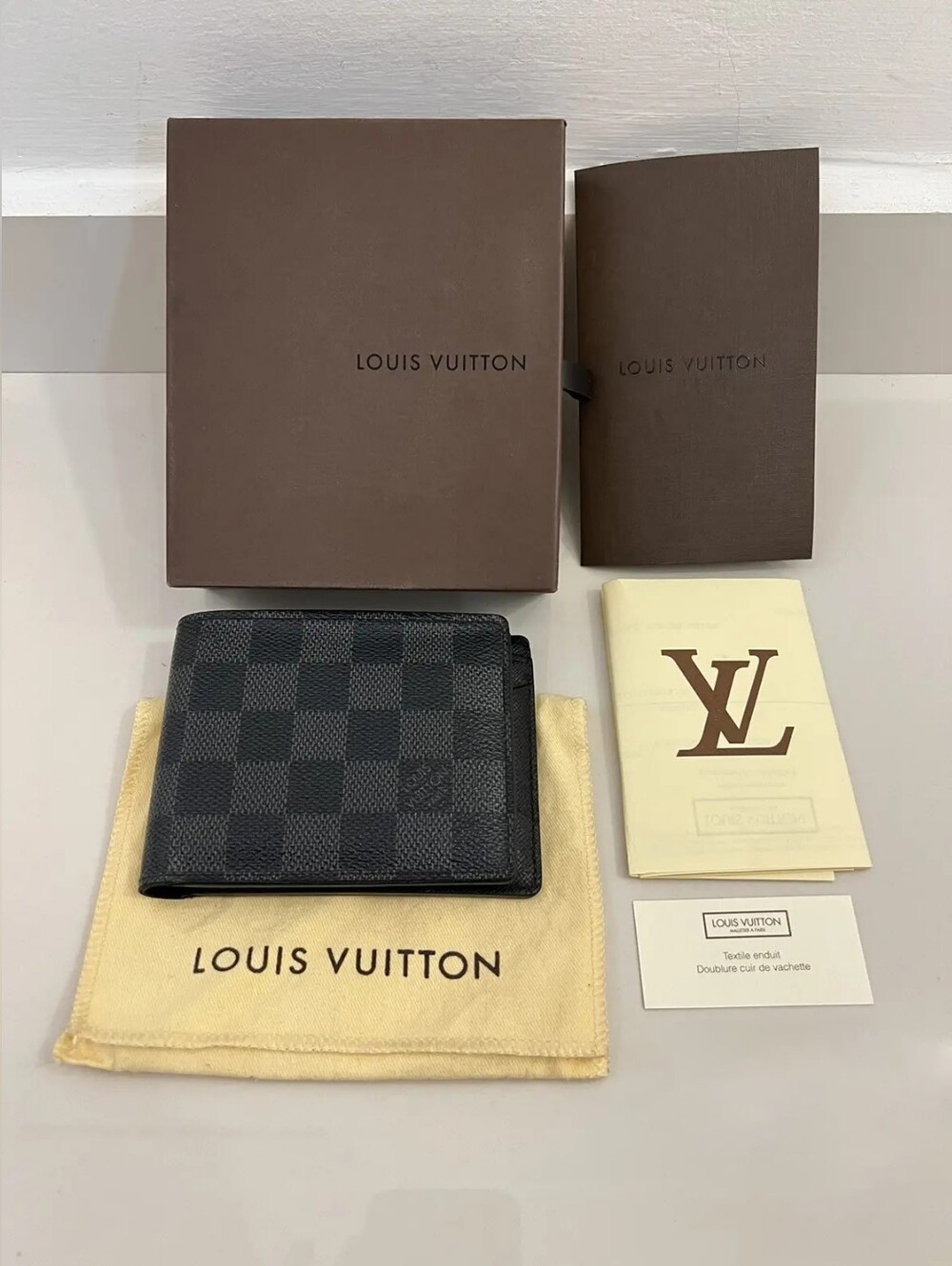 Louis Vuitton Damier Graphite Bifold Money Clip in Black and Charcoal